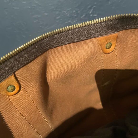 Authentic Louis Vuitton Keepall 50 Duffle Bag - Picture 4 of 6